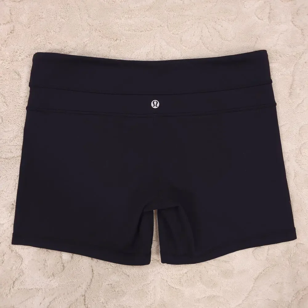 Lululemon Reverse Groove Short Black Sz 8 - Picture 3 of 8